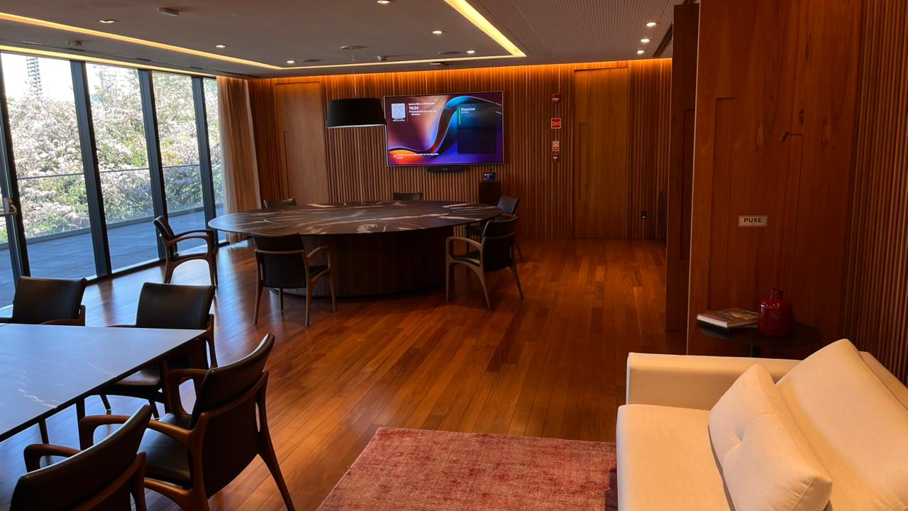 Sala de Reunião Executiva Premium